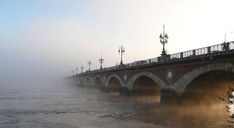 Pont de Pierre