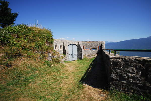 Vue sur la seconde entrée