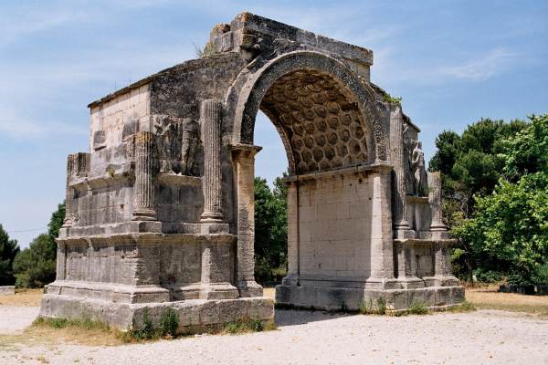 13Glanum01